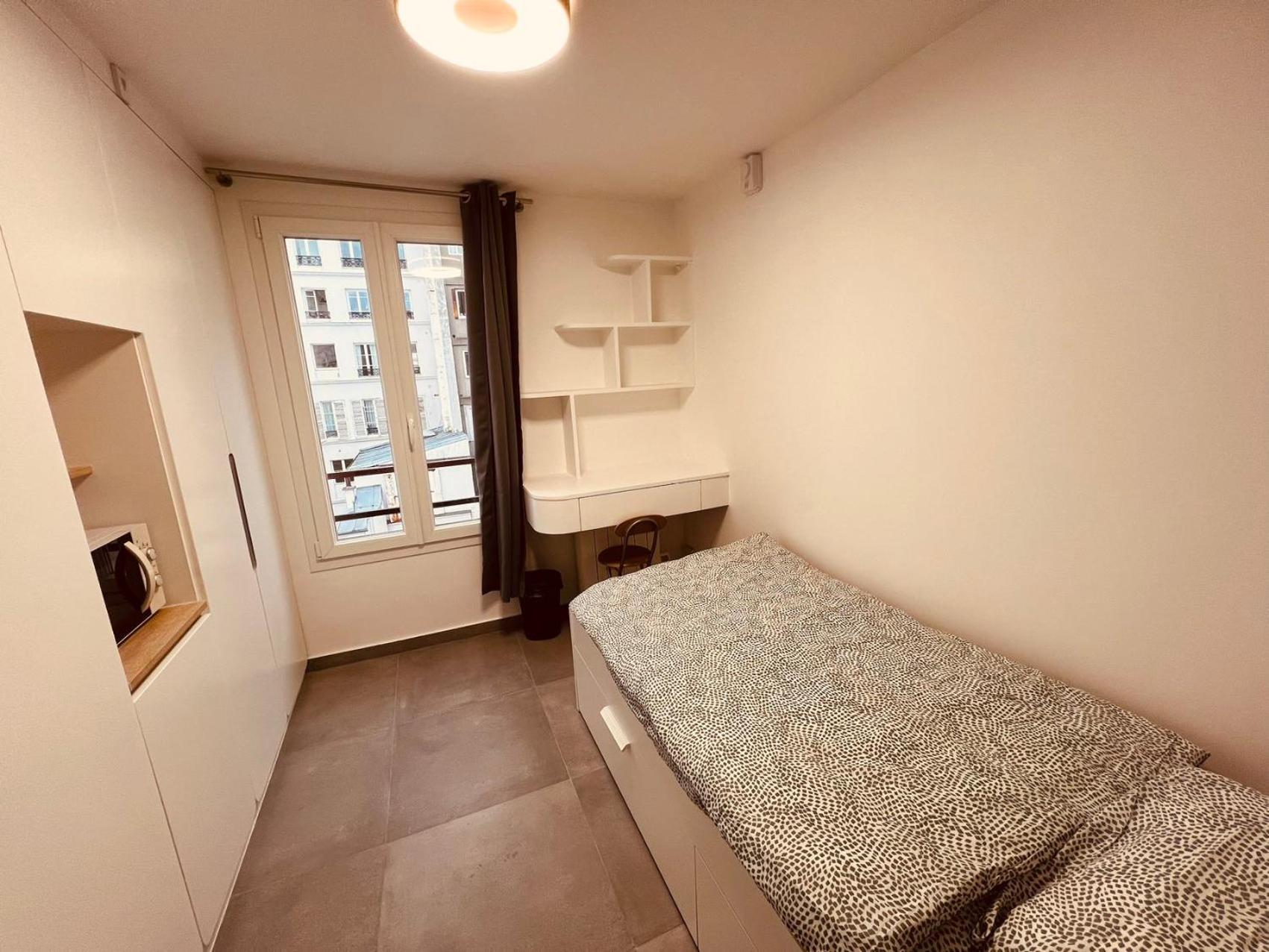 Charming Near Chatelet Saint Sauveur *