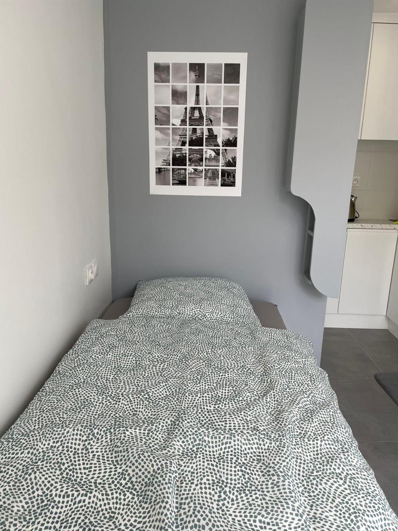 Charming Near Chatelet Saint Sauveur Apartment *