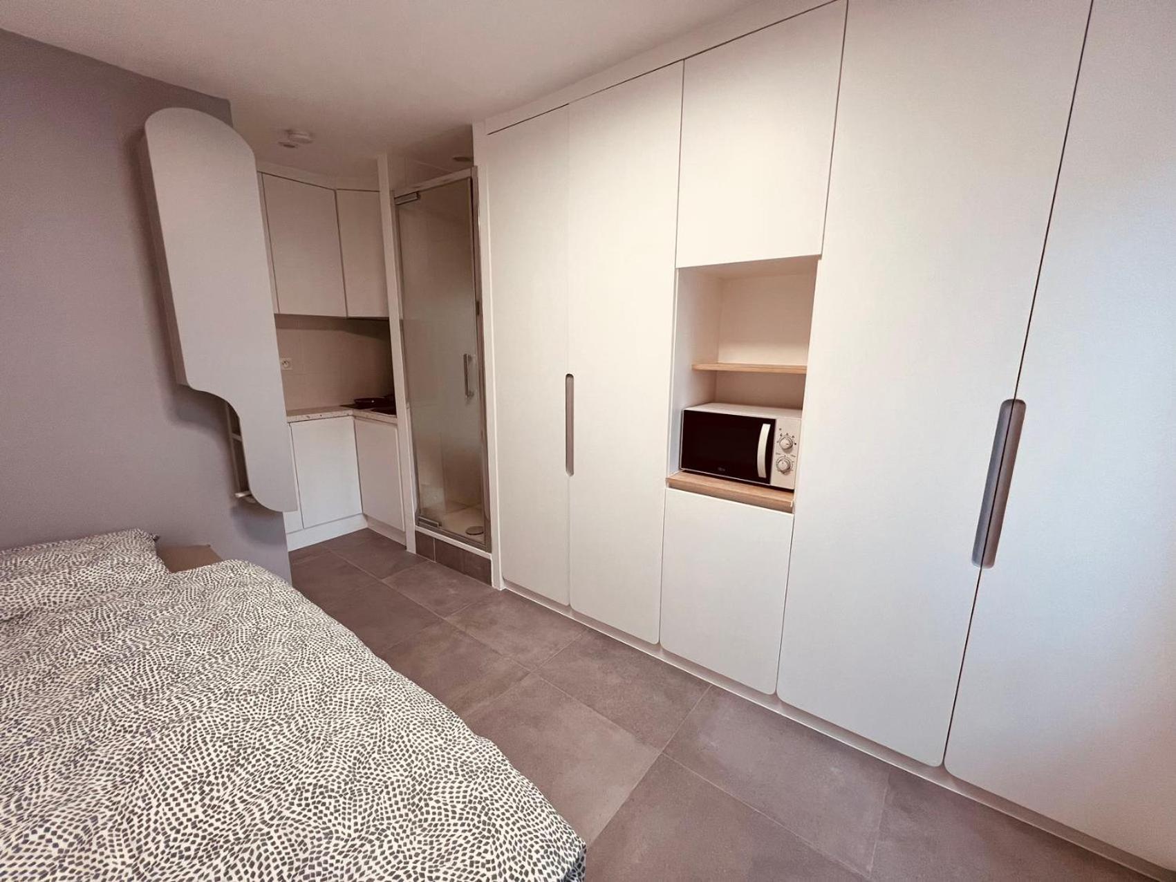 Apartment Charming Near Chatelet Saint Sauveur *